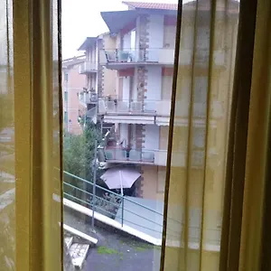 Apartment La Casetta - Free Public Parking, Siena