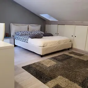 Apartment La Ghibellina. Confortevole,posizione Privilegiata, Siena