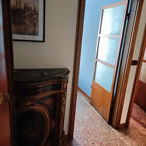 Sun Studio Apartment Bologna