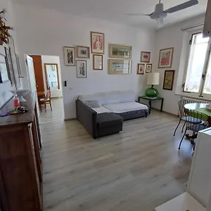 Apartment Affaccio Su Siena,vicino Al Centro, Con Garage, Siena